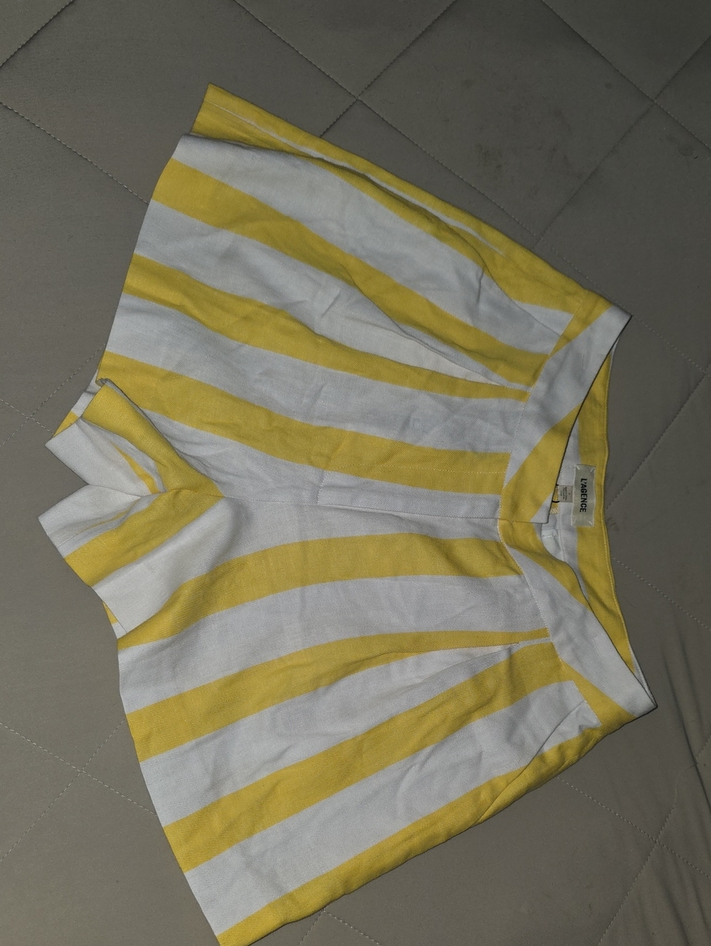 L'AGENCE Shorts - Picture 8 of 11